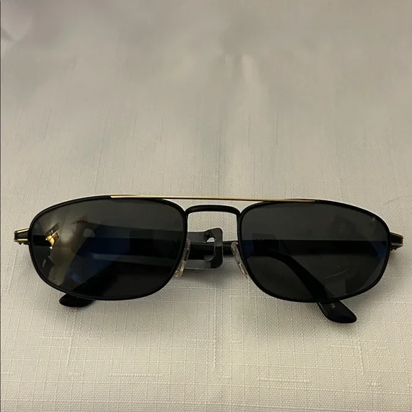 Vintage Notorio N118 Stylish Black Sunglasses. New. 100% UV - Picture 1 of 5
